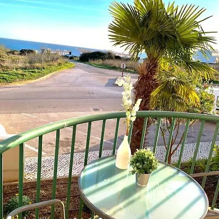 Casa Da 5 - St 2 Bedrooms , Amazing Sea View , Pool , Wifi Apartment *