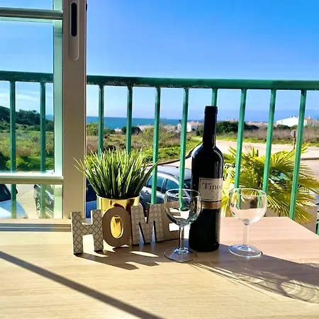 Casa Da 5 - Sea View 2 Bedrooms , & Swimming-pool Luz