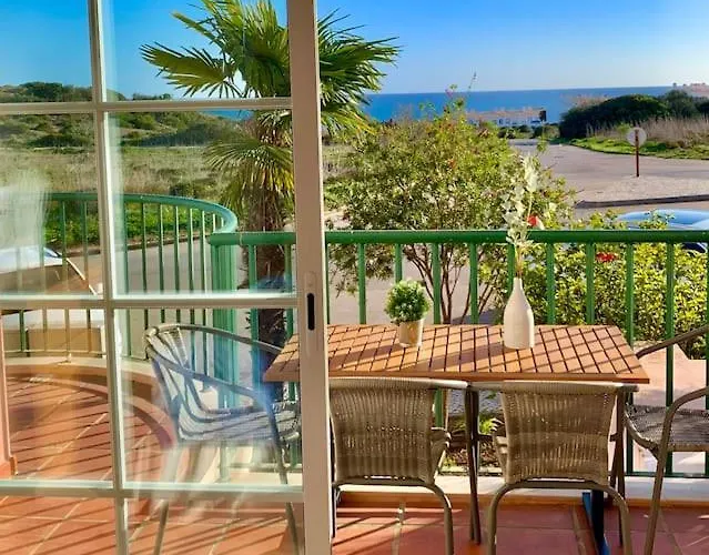 Apartment Casa Da Luz 5 - Sea View 2 Bedrooms Apt , Beach & Swimming-Pool *