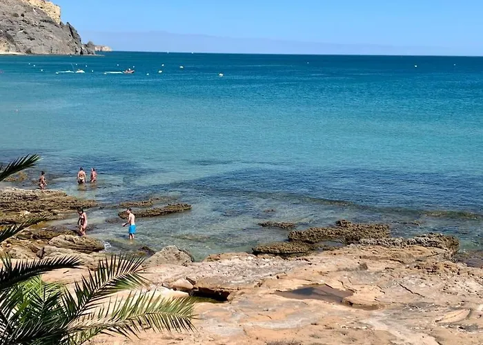 Casa Da Luz 5 - Sea View 2 Bedrooms Apt , Beach & Swimming-Pool Apartment *