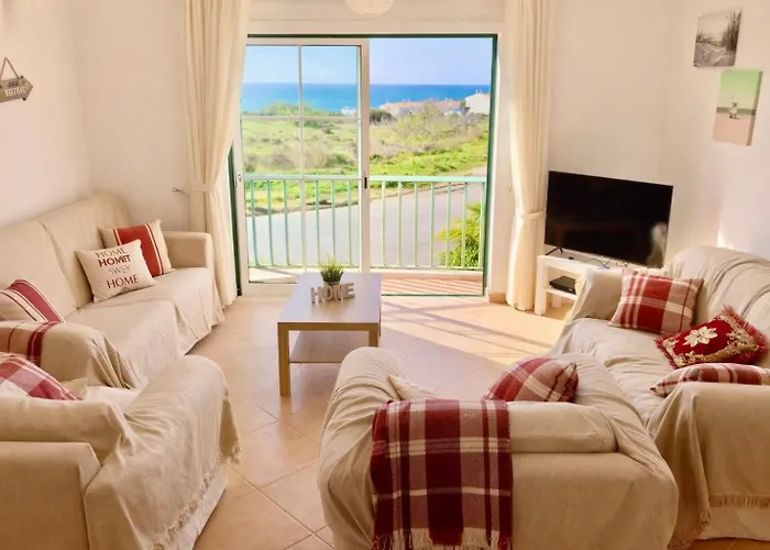 Casa Da 5 - St 2 Bedrooms , Amazing Sea View , Pool , Wifi