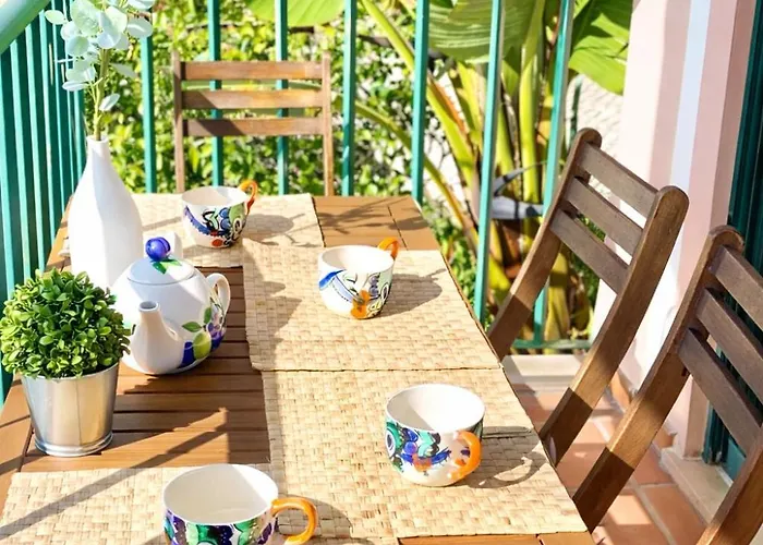 Casa Da 5 - St 2 Bedrooms , Amazing Sea View , Pool , Wifi *