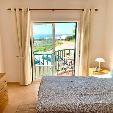 Casa Da 5 - St 2 Bedrooms , Amazing Sea View , Pool , Wifi Praia Da Luz