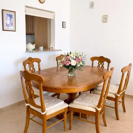 Casa Da 5 - St 2 Bedrooms , Amazing Sea View , Pool , Wifi