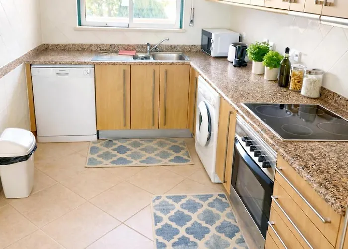 Casa Da 5 - St 2 Bedrooms , Amazing Sea View , Pool , Wifi